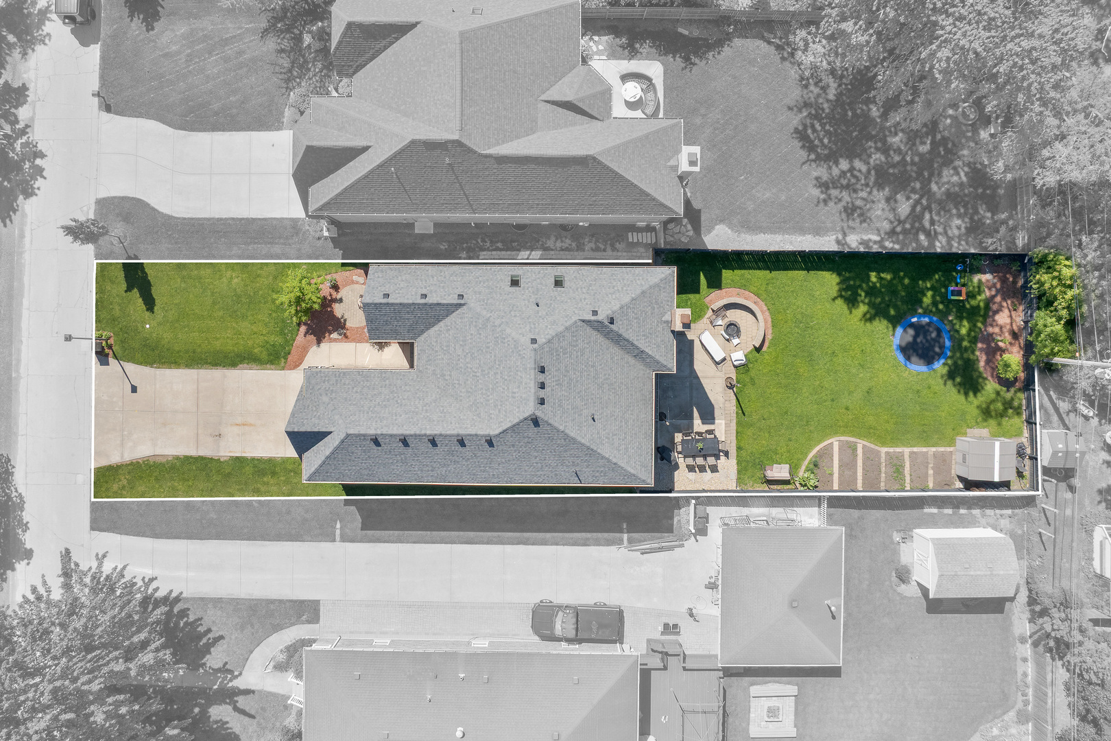 643 W Crockett Avenue, Elmhurst, IL 60126