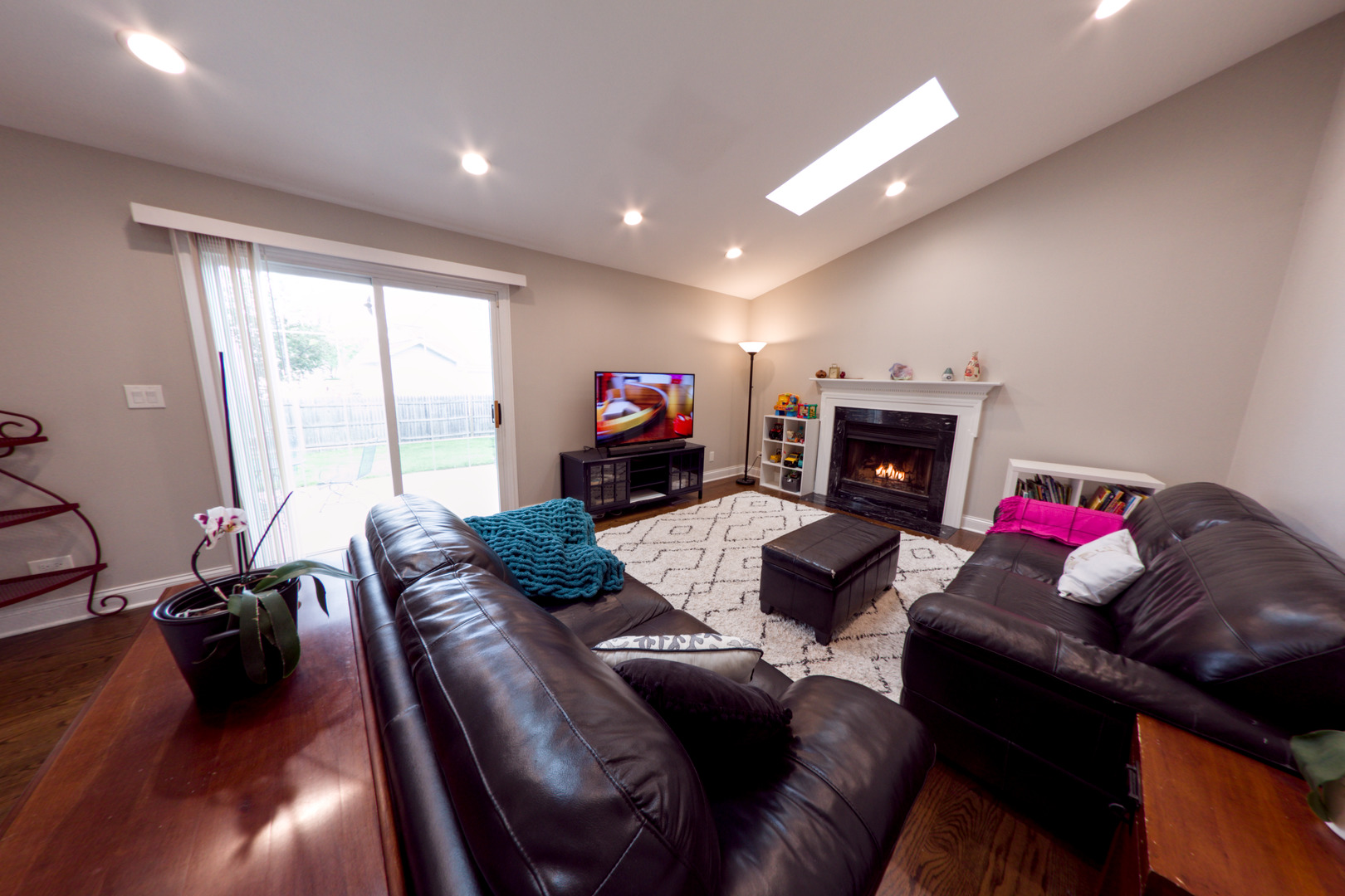 1284 Regent Drive, Mundelein, IL 60060
