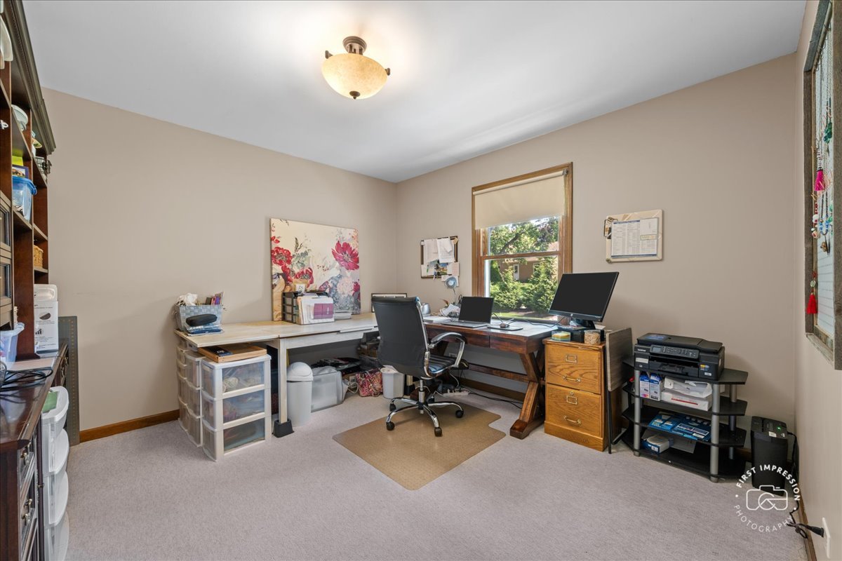 25W185 Setauket Avenue, Naperville, IL 60540