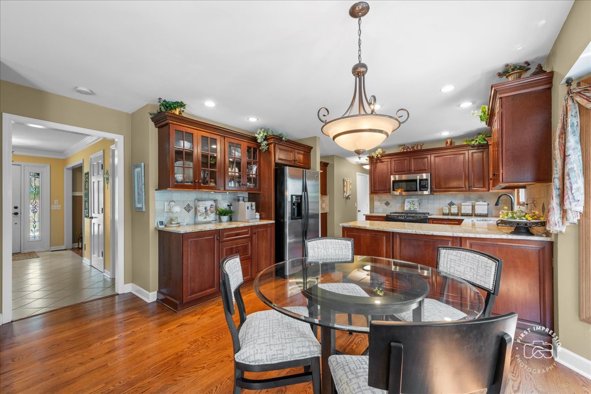 25W185 Setauket Avenue, Naperville, IL 60540