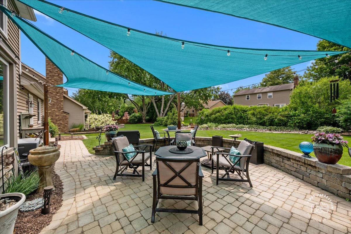 25W185 Setauket Avenue, Naperville, IL 60540