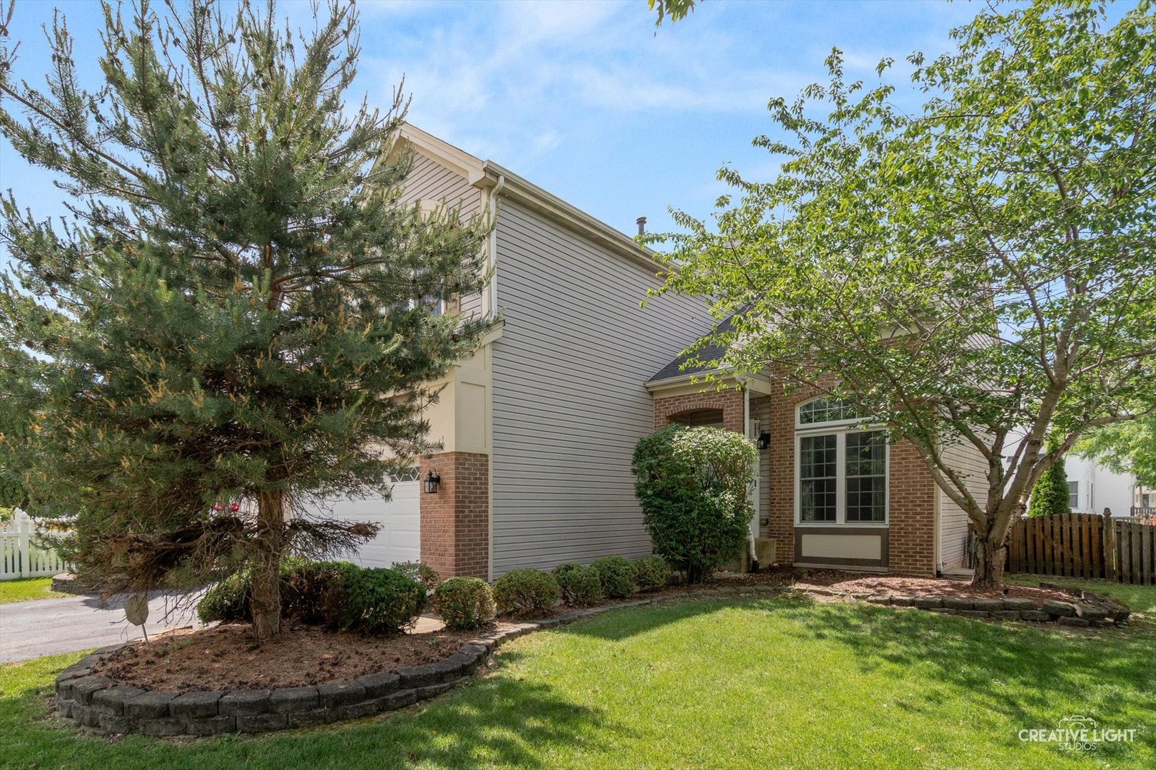 2143 Periwinkle Lane, Naperville, IL 60540