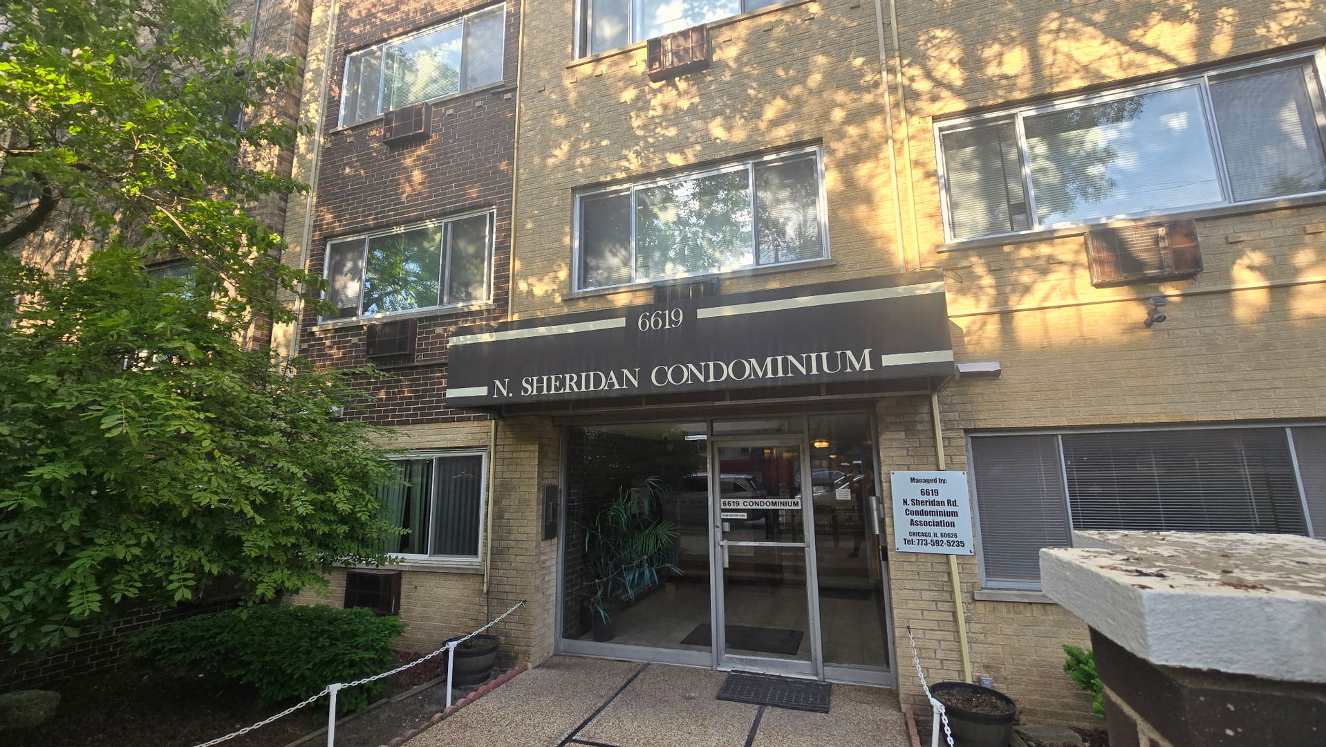6619 N Sheridan Road #305, Chicago, IL 60626