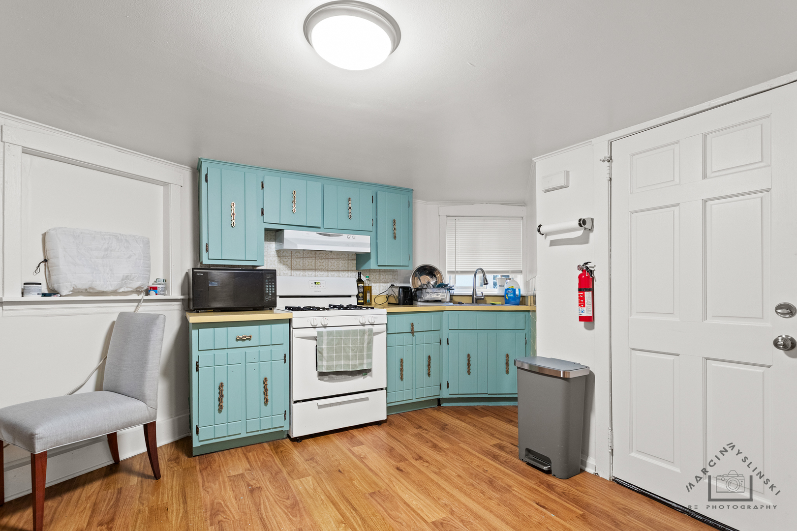 5041 W Agatite Avenue, Chicago, IL 60630