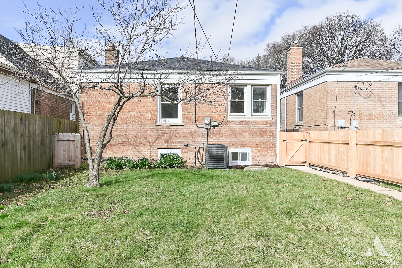 10455 S Whipple Street, Chicago, IL 60655