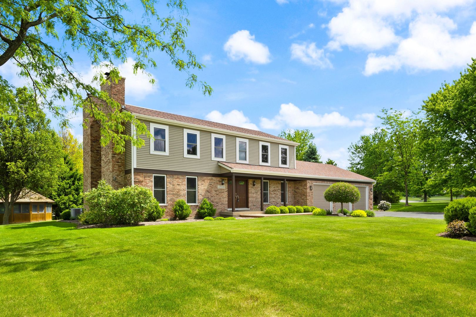 45W288 Sumac Lane, Hampshire, IL 60140