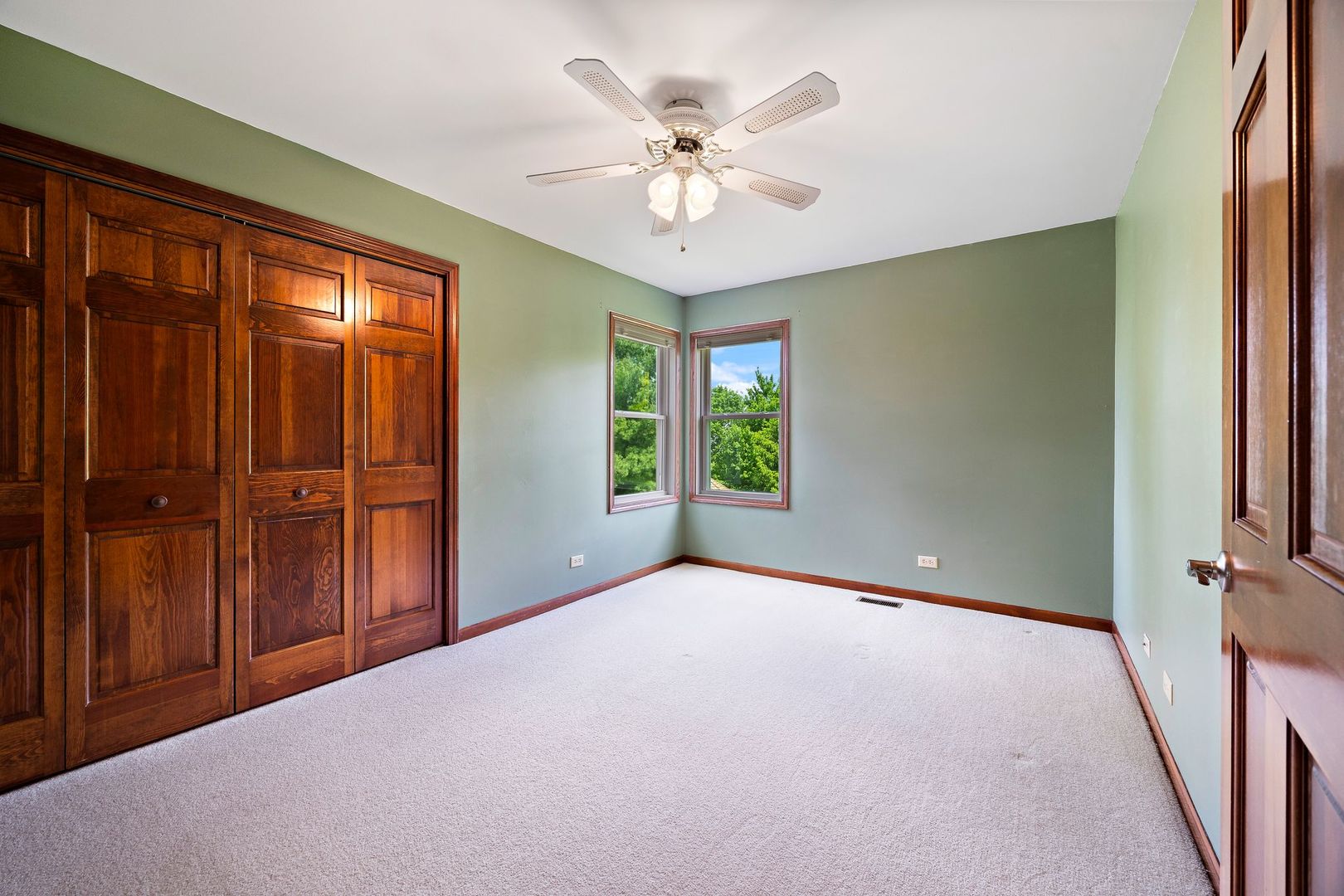 45W288 Sumac Lane, Hampshire, IL 60140