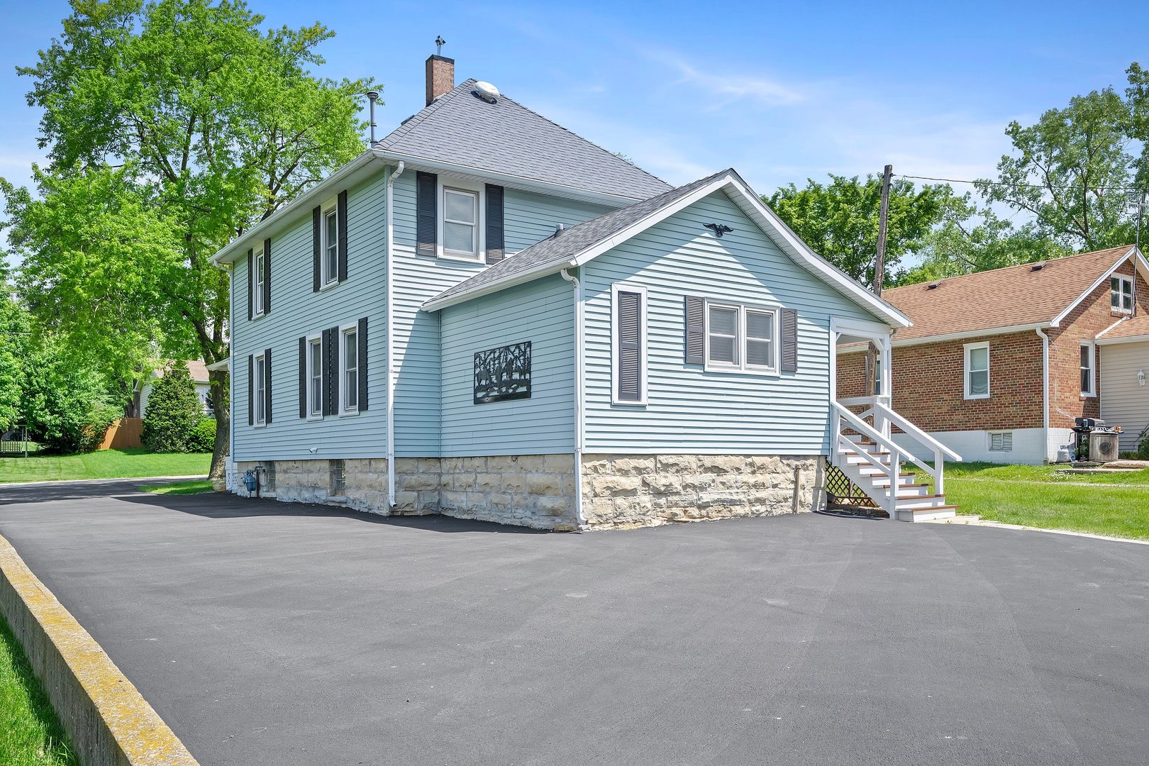 310 Godfrey Avenue, Lockport, IL 60441