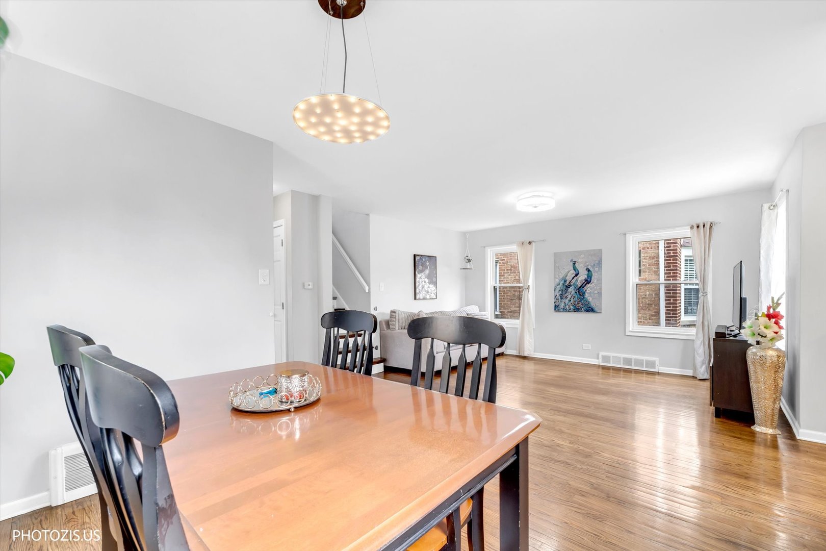 3523 N Octavia Avenue, Chicago, IL 60634