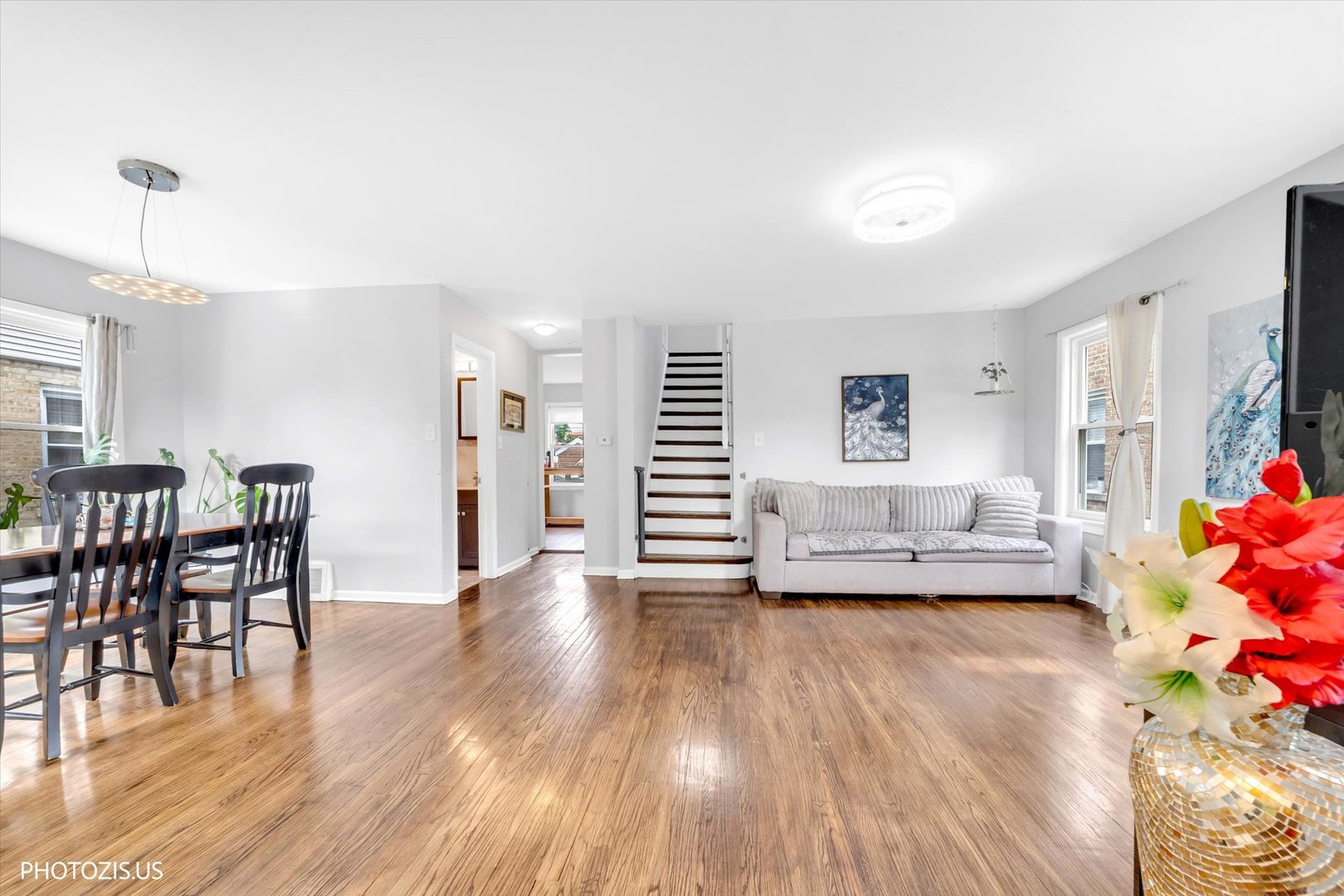 3523 N Octavia Avenue, Chicago, IL 60634
