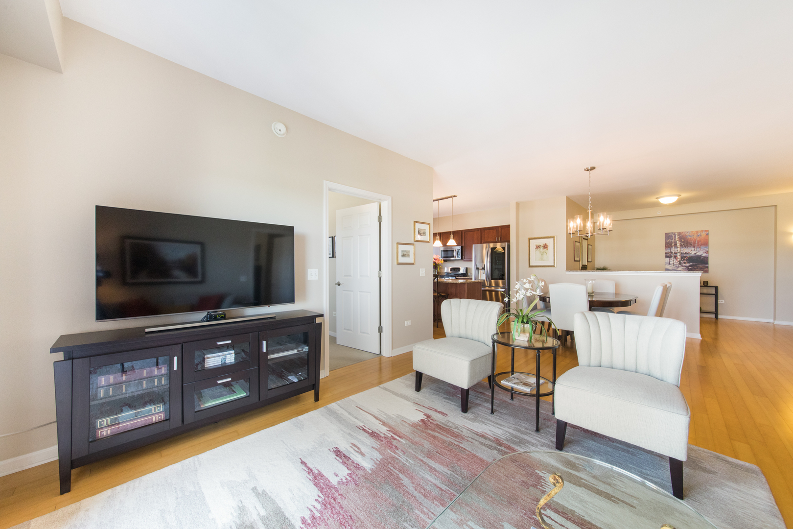 787 Graceland Avenue #604B, Des Plaines, IL 60016