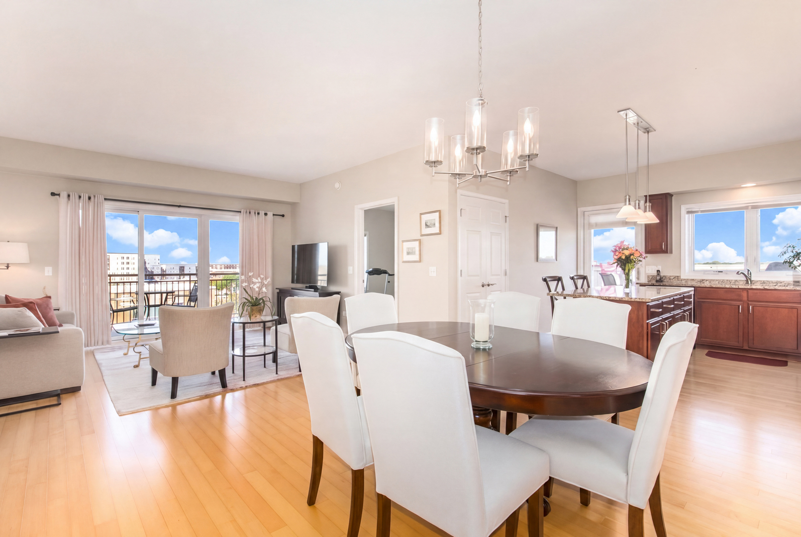 787 Graceland Avenue #604B, Des Plaines, IL 60016