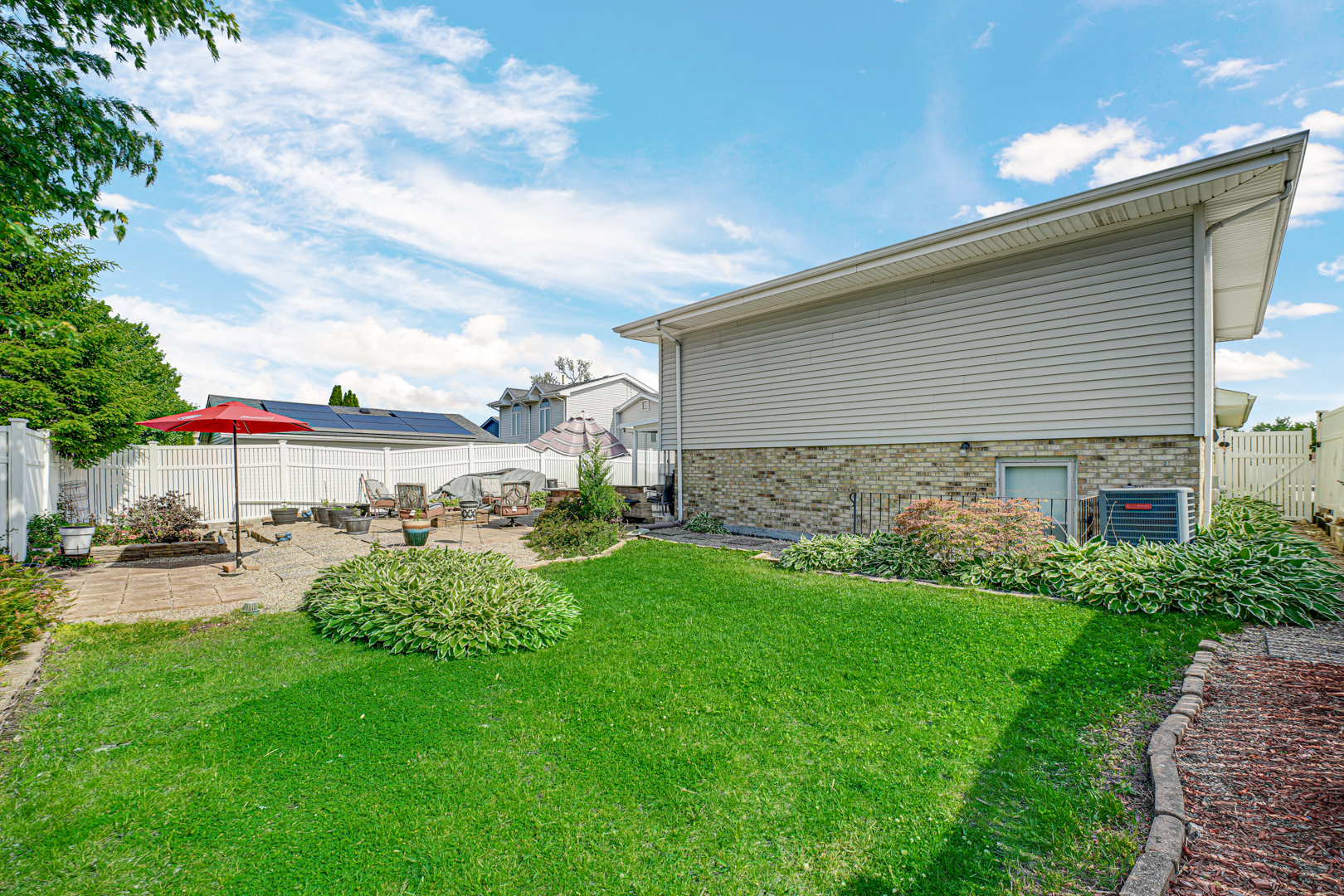 8938 W 169th Place, Orland Hills, IL 60487