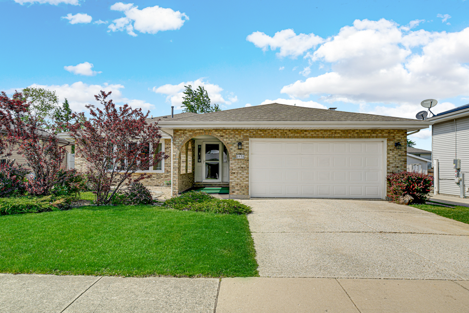 8938 W 169th Place, Orland Hills, IL 60487