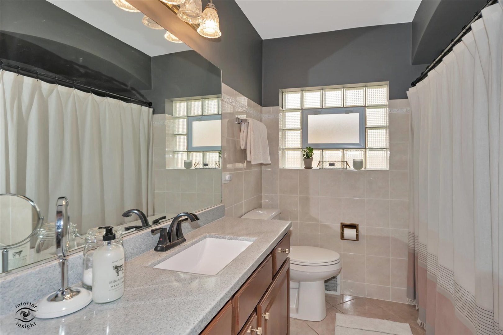 10118 S Turner Avenue, Evergreen Park, IL 60805