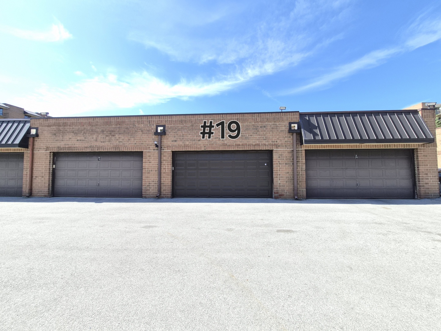6050 Lake Bluff Drive #201, Tinley Park, IL 60477