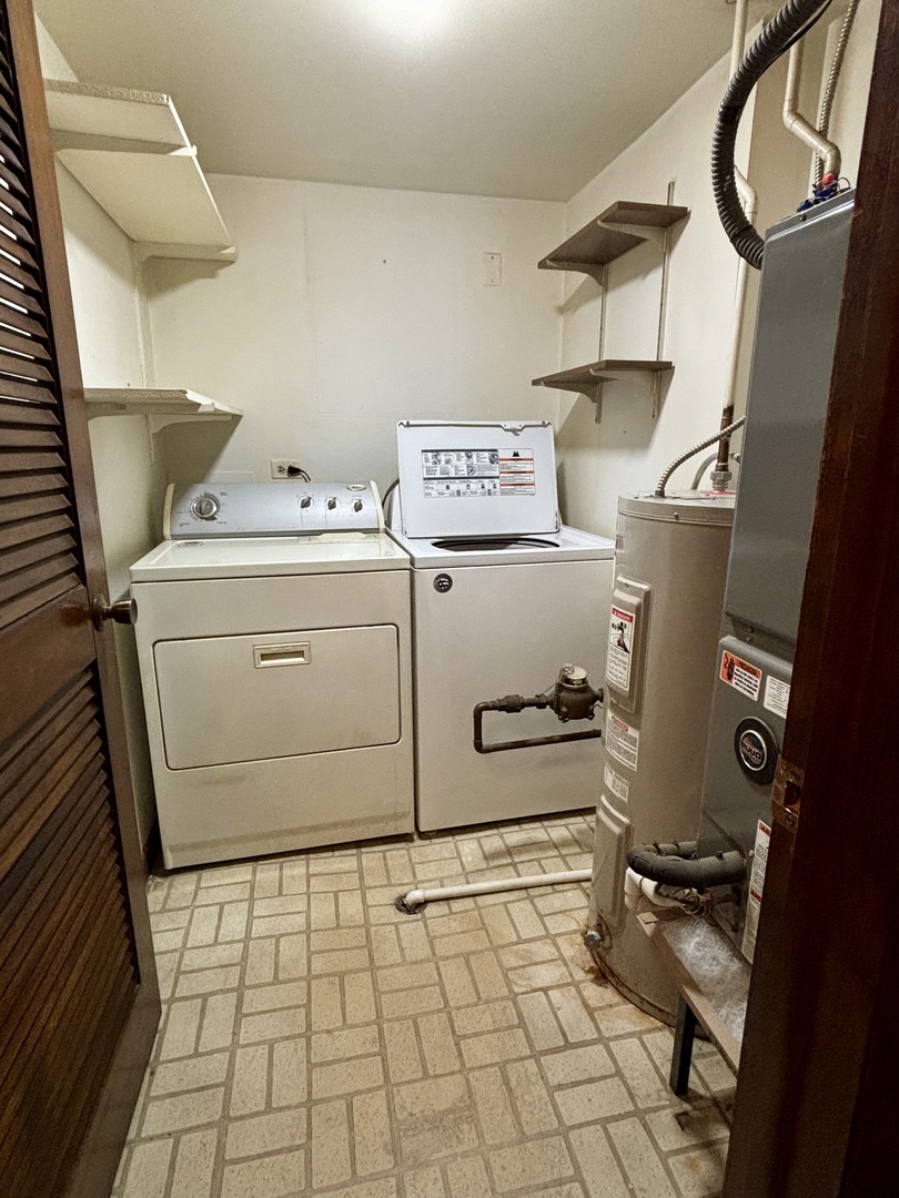 9168 South Road #A, Palos Hills, IL 60465