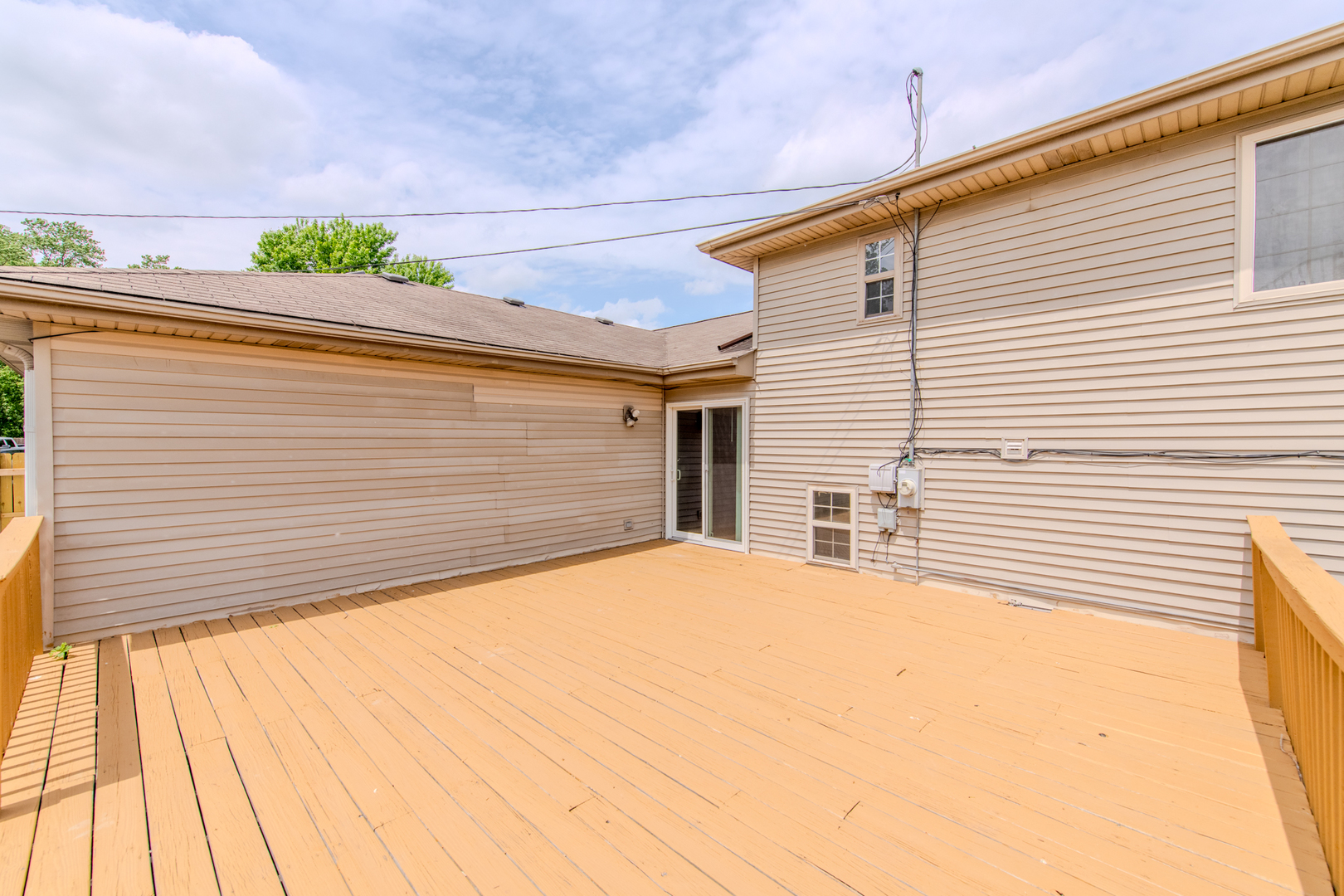 15609 Clifton Park Avenue, Markham, IL 60428