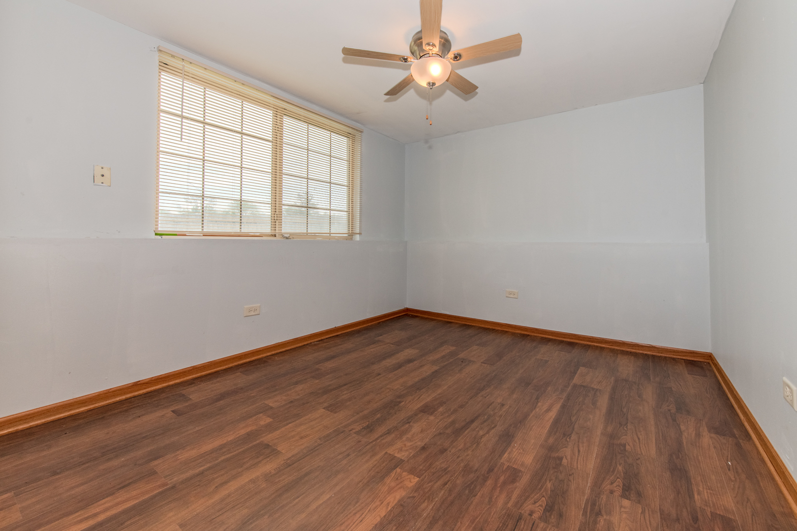 15609 Clifton Park Avenue, Markham, IL 60428