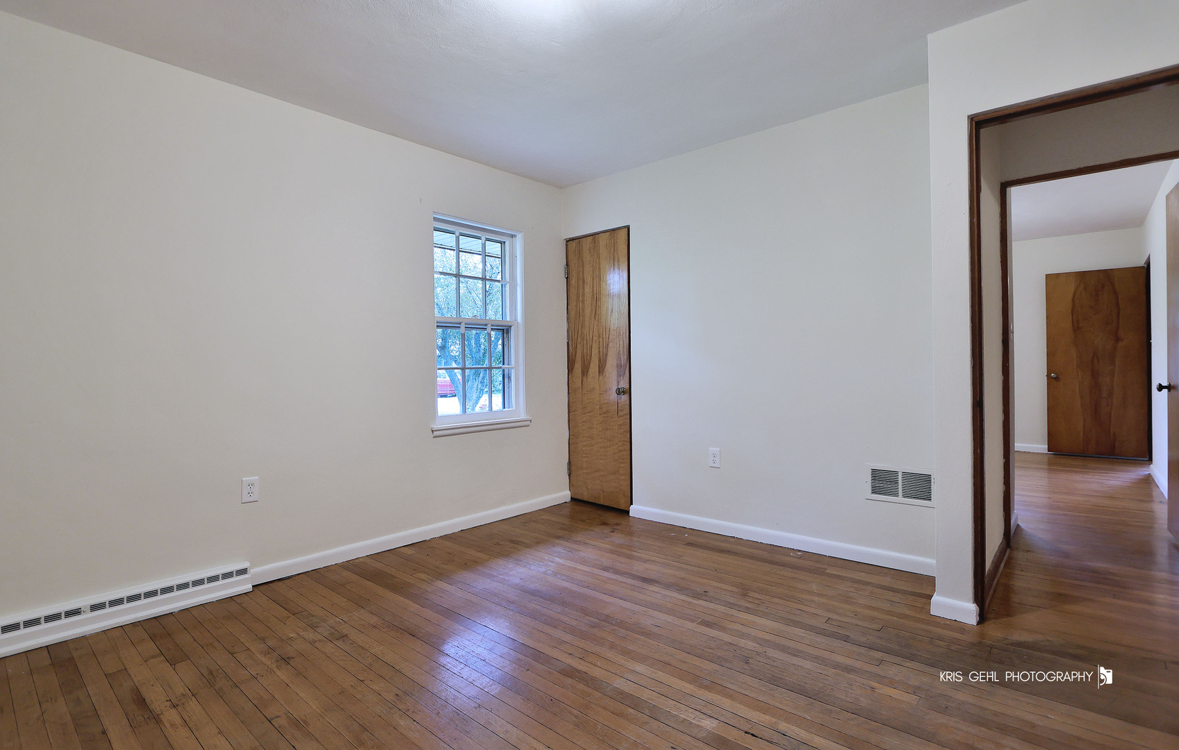3320 Sharon Place, Zion, IL 60099
