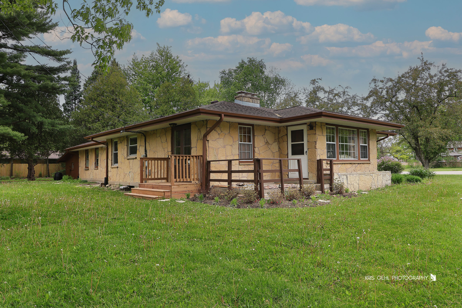 3320 Sharon Place, Zion, IL 60099