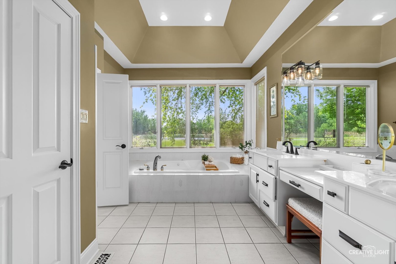 3516 White Eagle Drive, Naperville, IL 60564