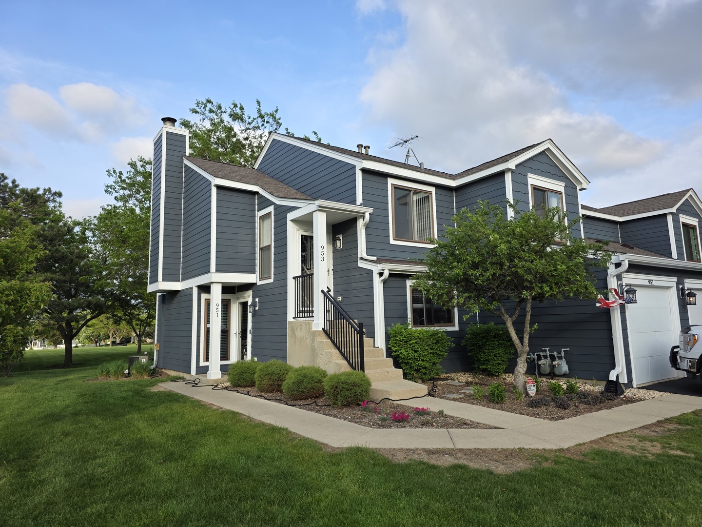 951 Glouchester Circle #0, Schaumburg, IL 60193