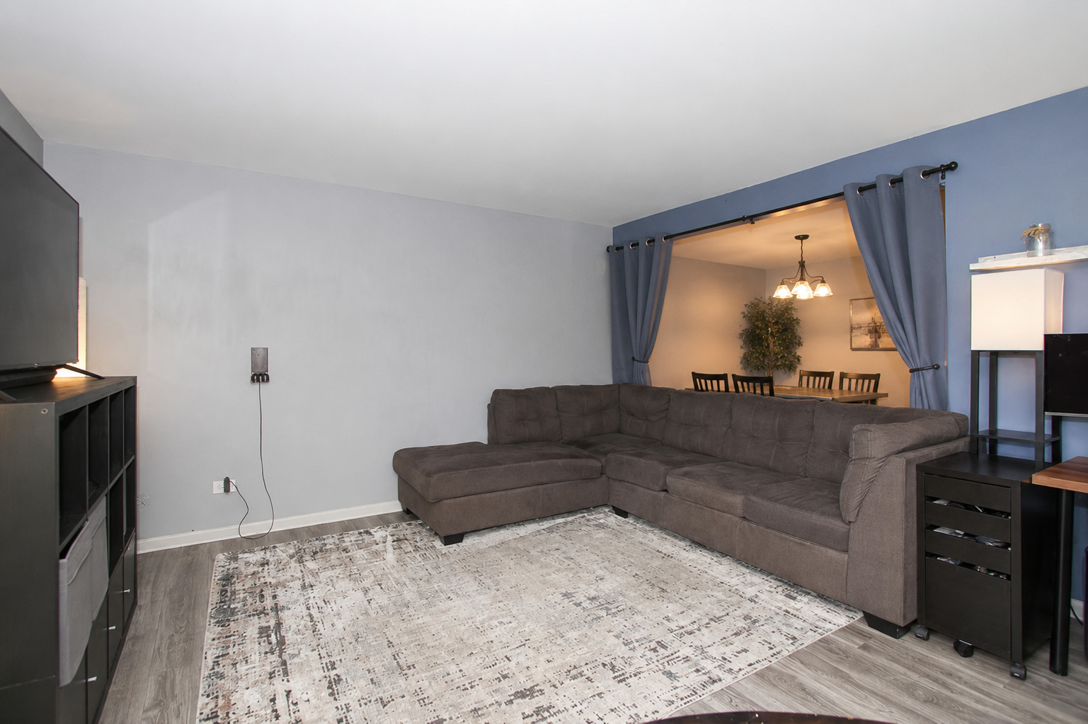 2300 Old Tavern Road #203, Lisle, IL 60532