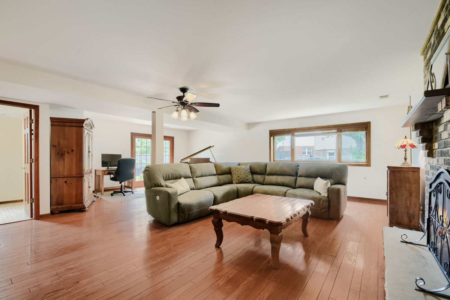 1325 Hawkins Avenue, Downers Grove, IL 60516