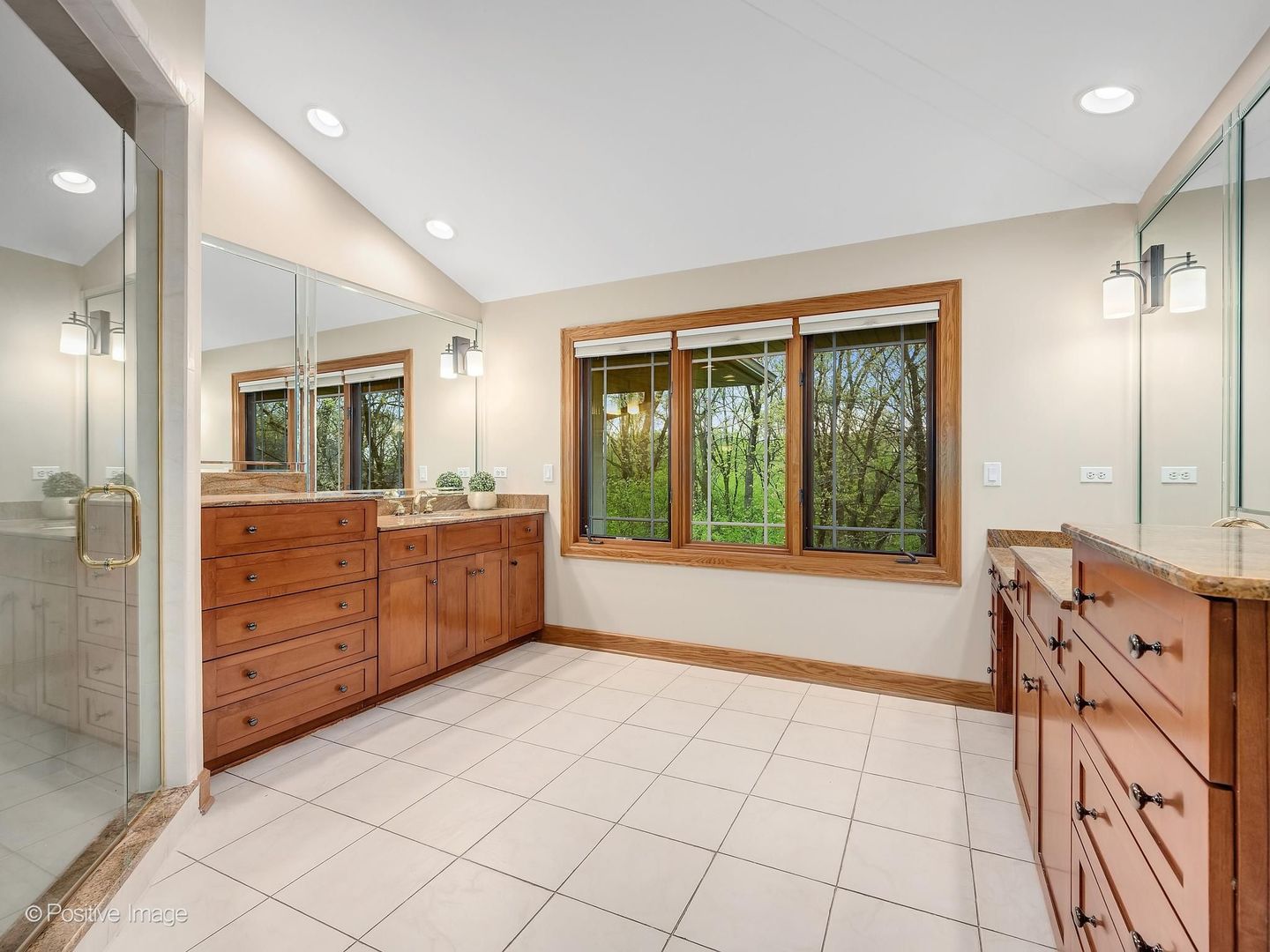 13001 Ravine Drive, Lemont, IL 60439