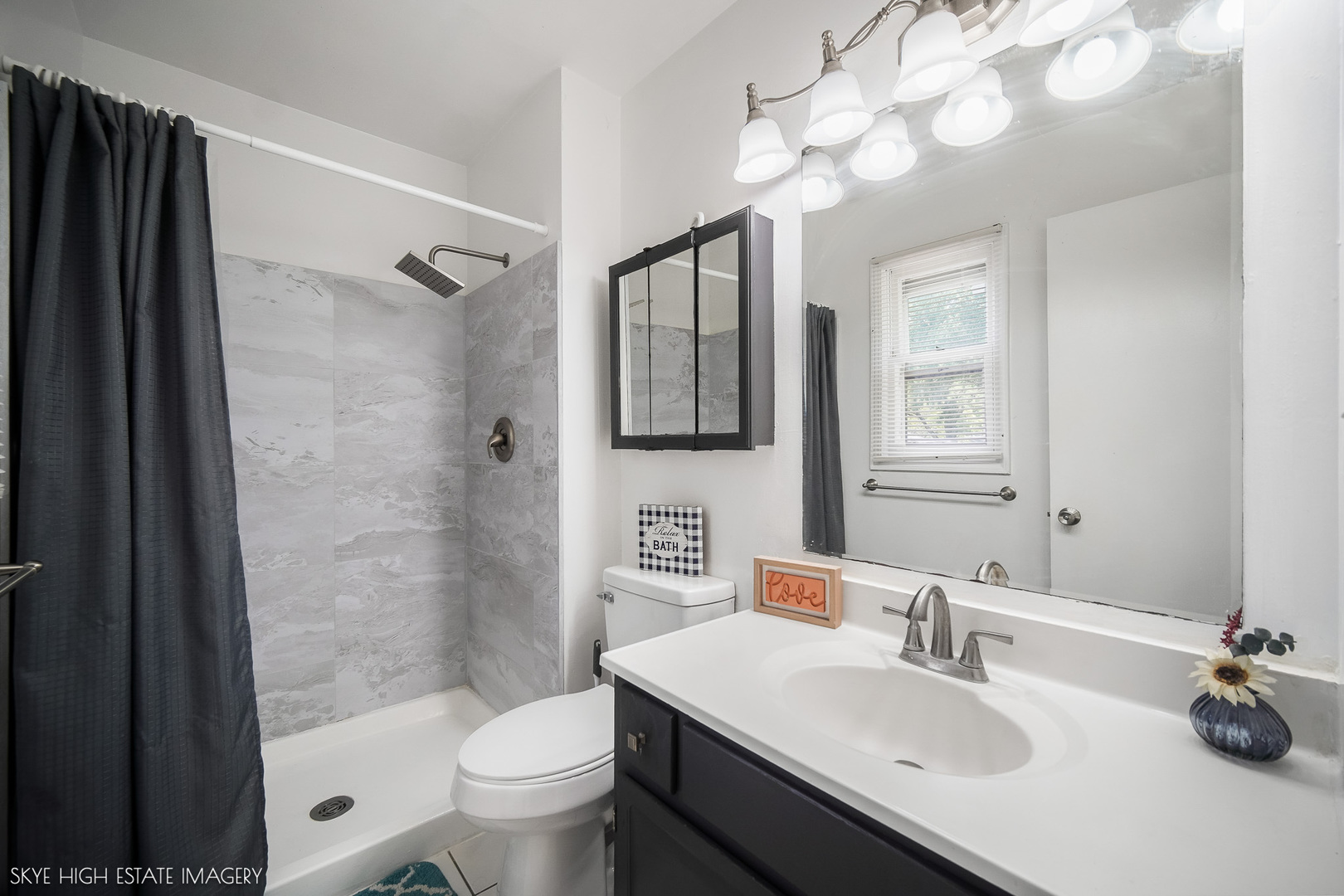 28W516 Leverenz Road, Naperville, IL 60564