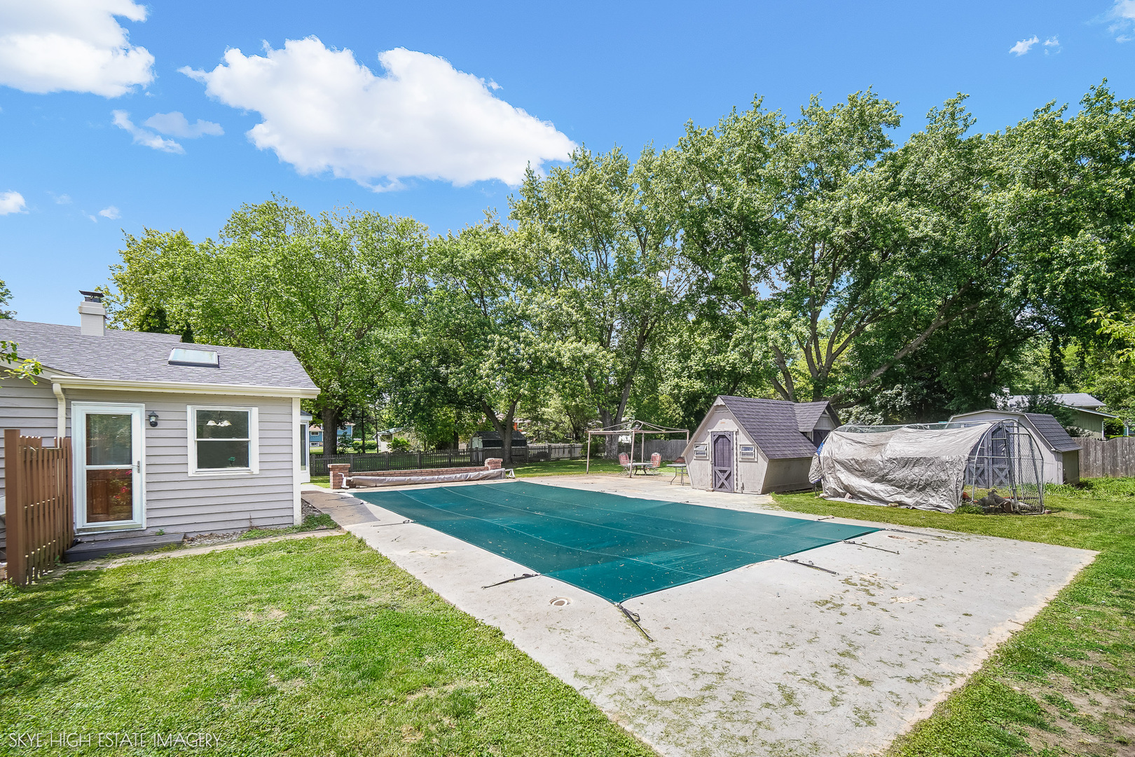28W516 Leverenz Road, Naperville, IL 60564