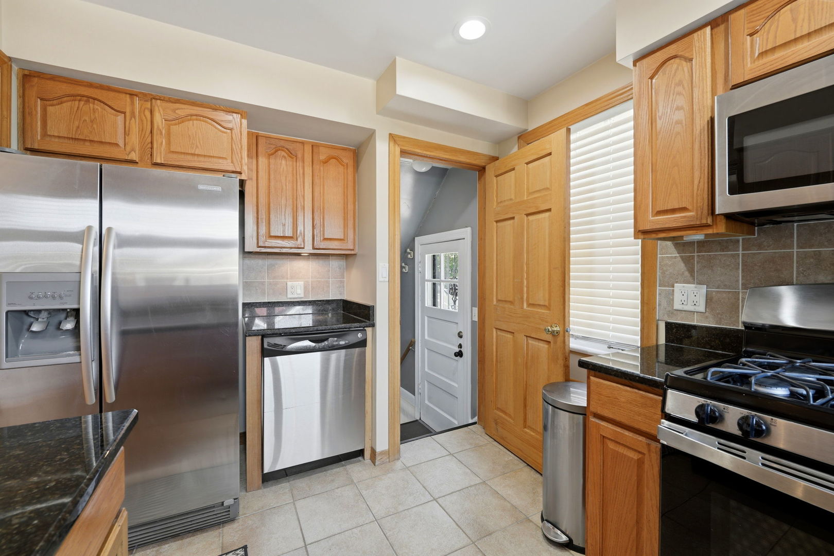 6525 N SAYRE Avenue, Chicago, IL 60631