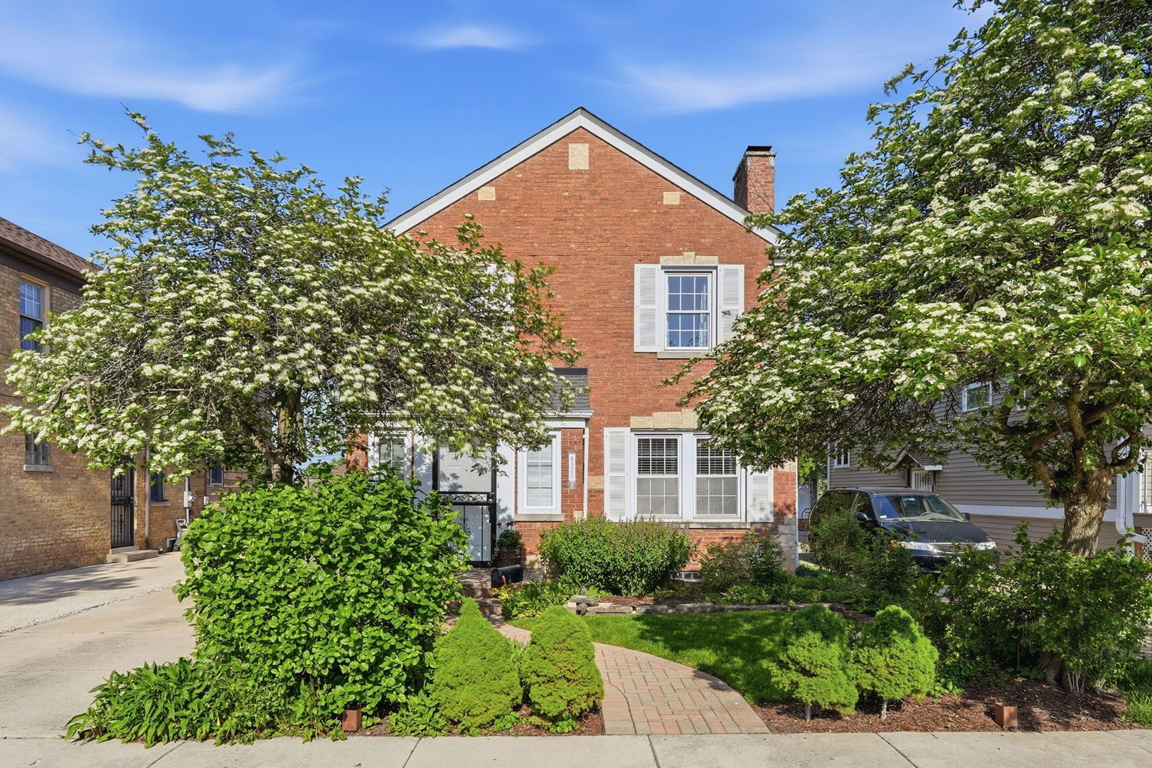 6525 N SAYRE Avenue, Chicago, IL 60631