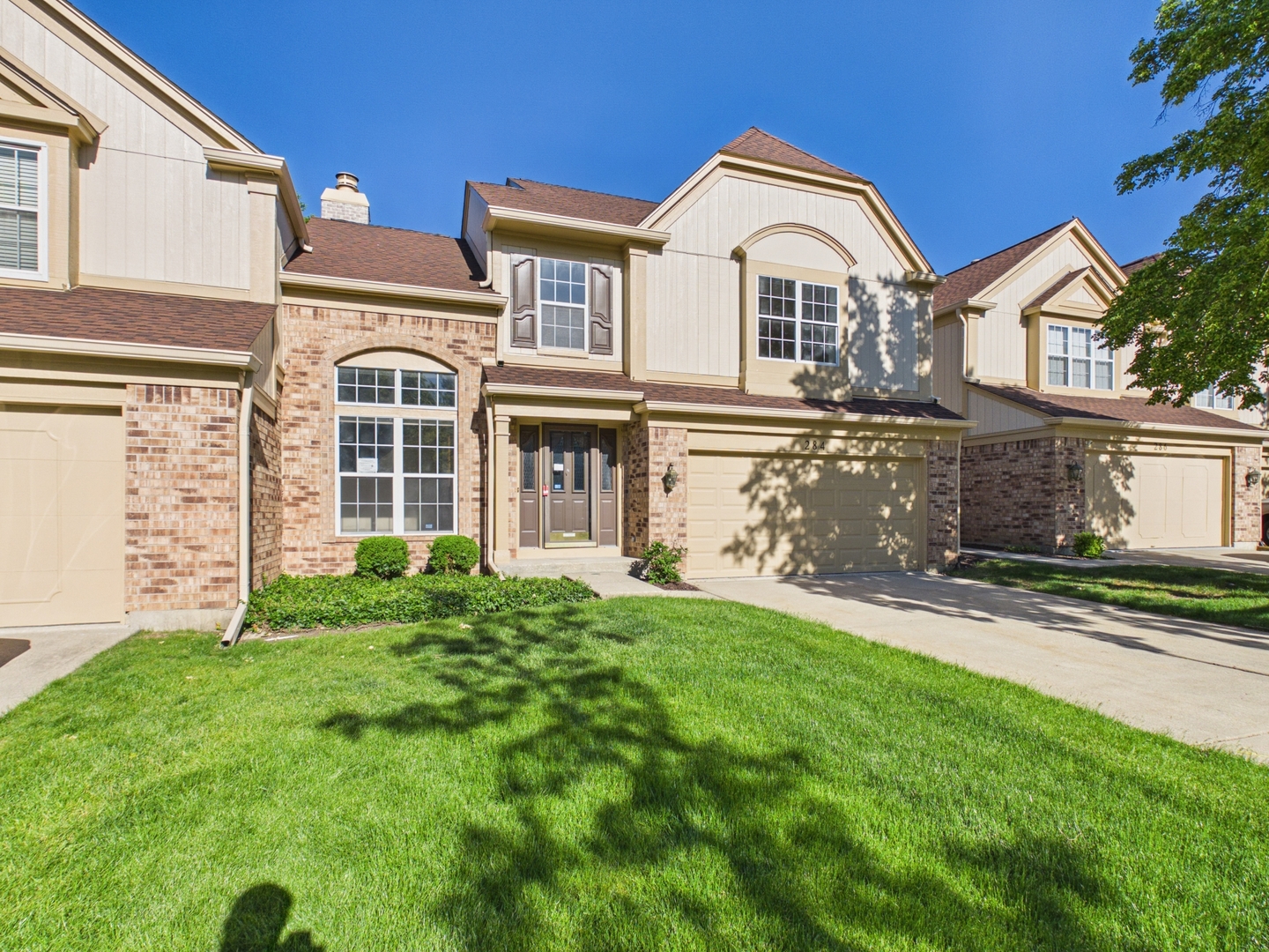 284 Lorraine Circle, Bloomingdale, IL 60108