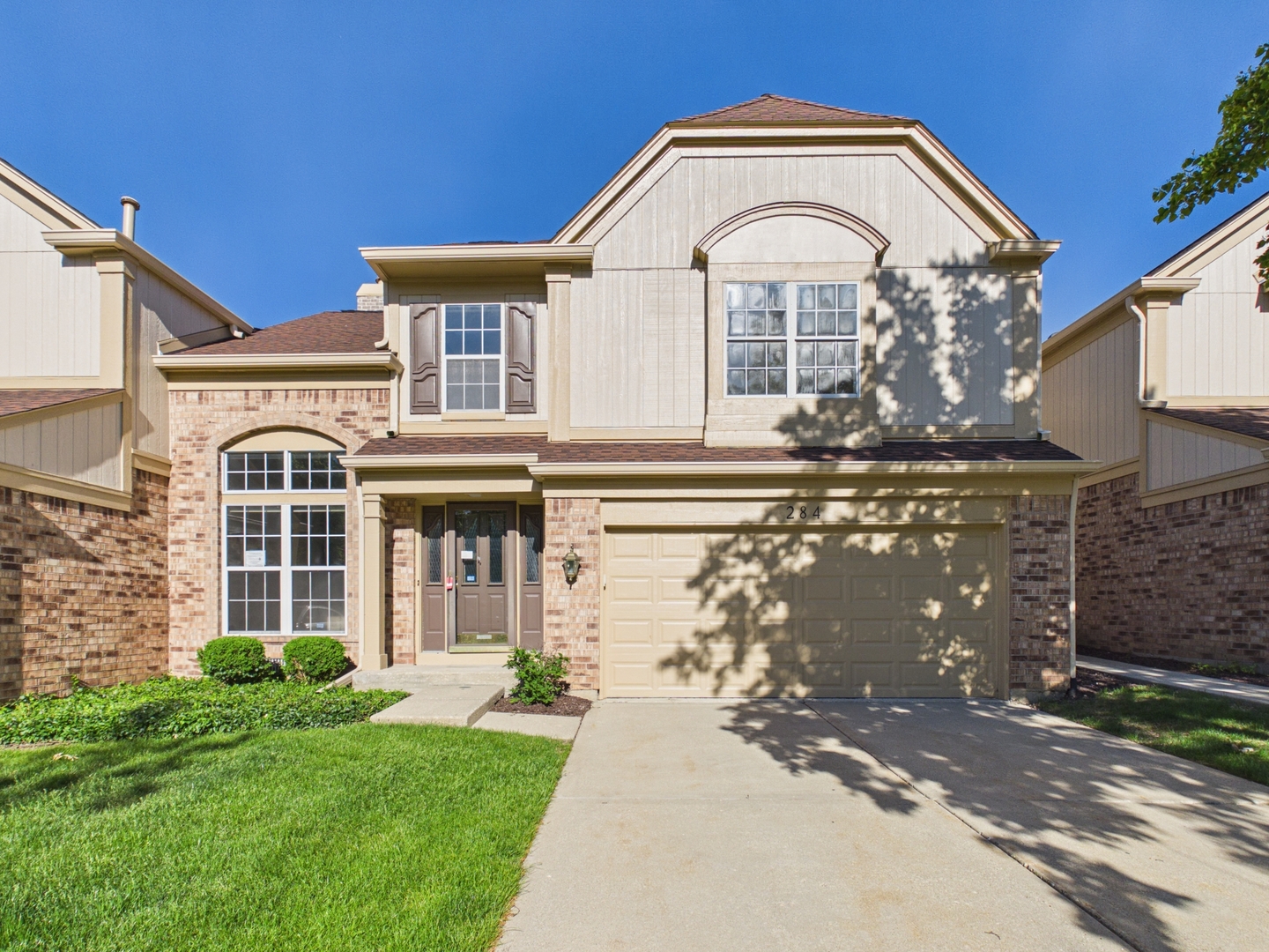 284 Lorraine Circle, Bloomingdale, IL 60108