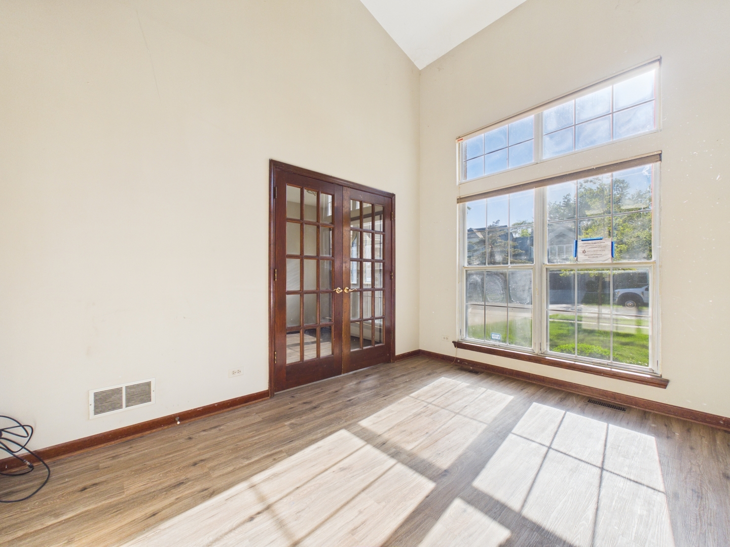 284 Lorraine Circle, Bloomingdale, IL 60108