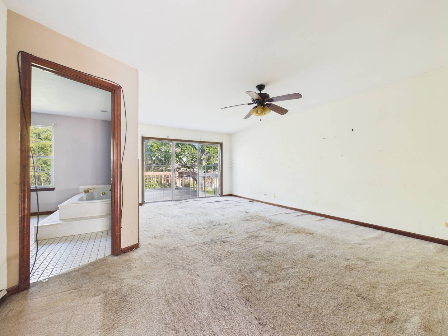 284 Lorraine Circle, Bloomingdale, IL 60108