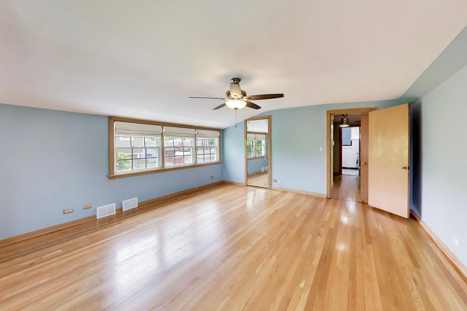 1646 N 18th Avenue, Melrose Park, IL 60160