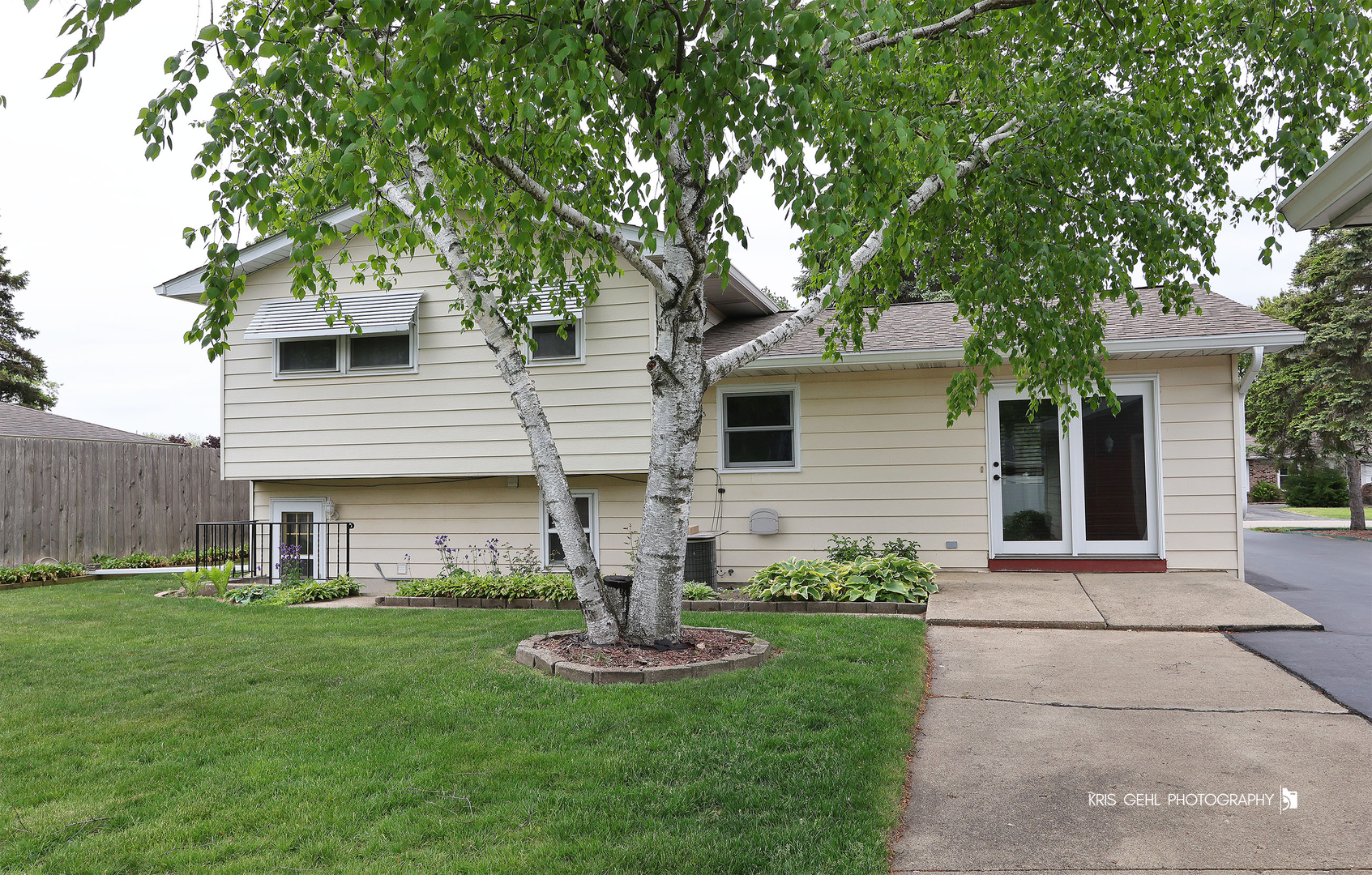 539 Thompson Avenue, Winthrop Harbor, IL 60096