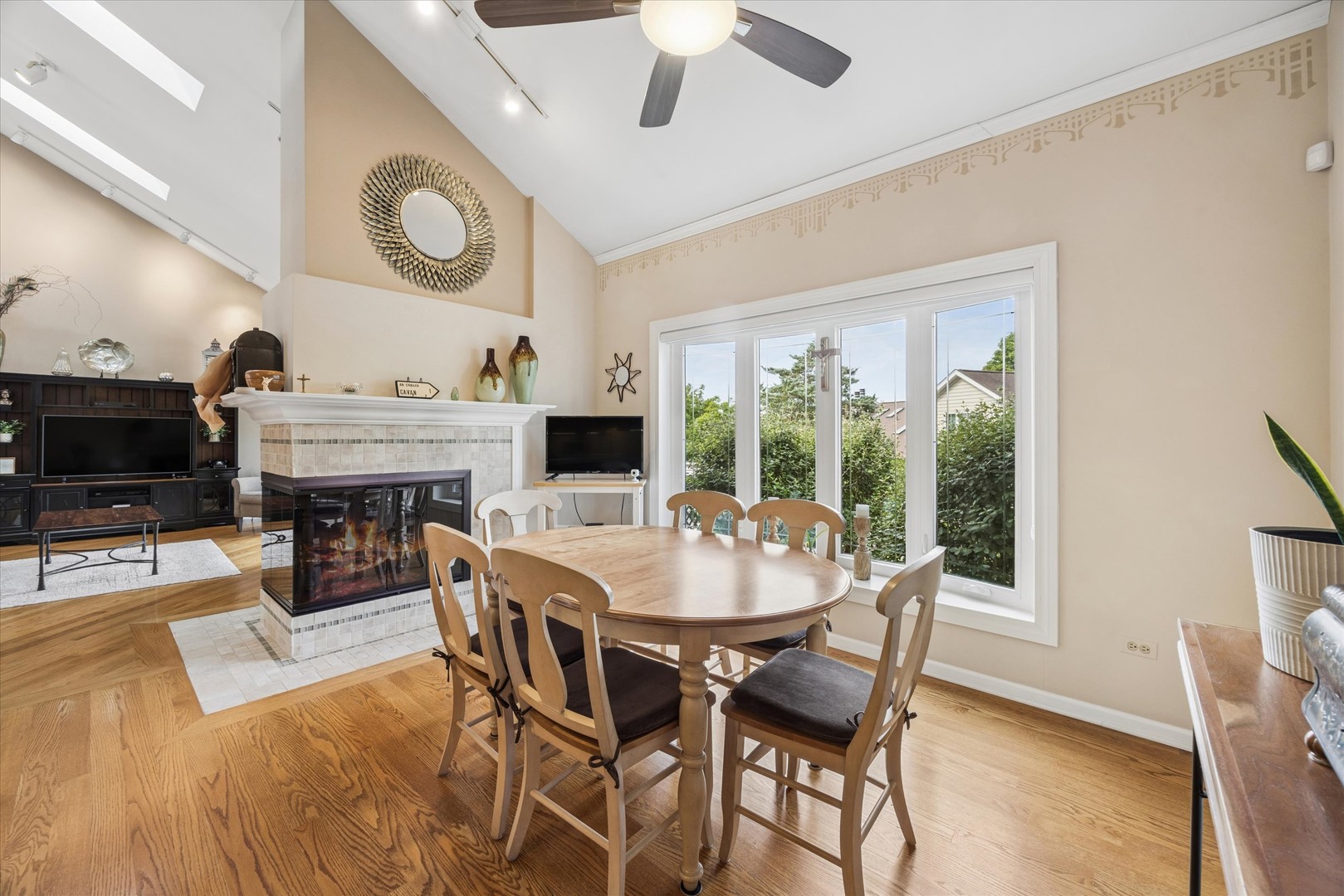 16814 Cardinal Drive, Orland Park, IL 60467