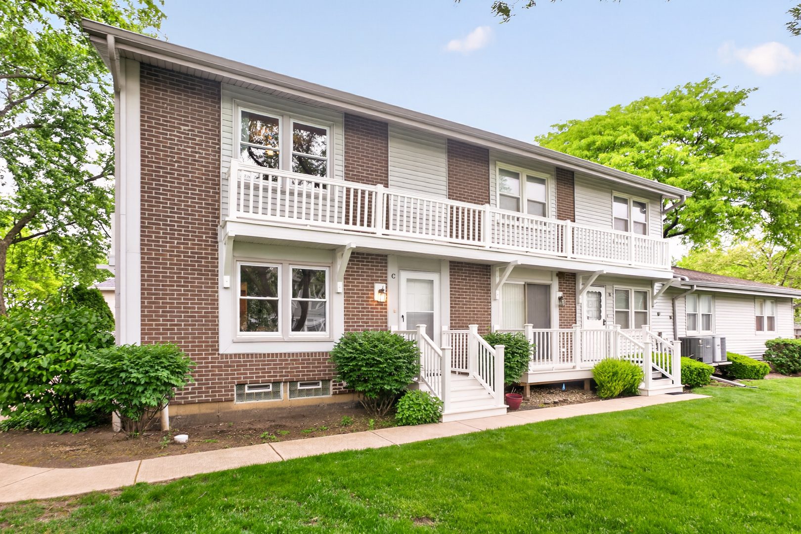 212 Amherst Court #C, Bloomingdale, IL 60108