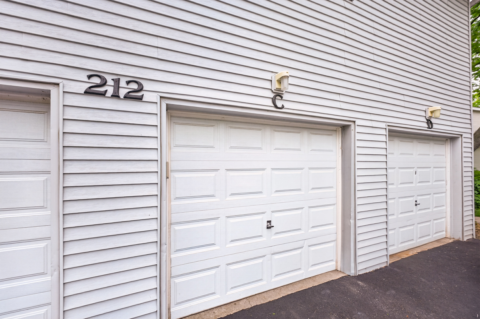212 Amherst Court #C, Bloomingdale, IL 60108