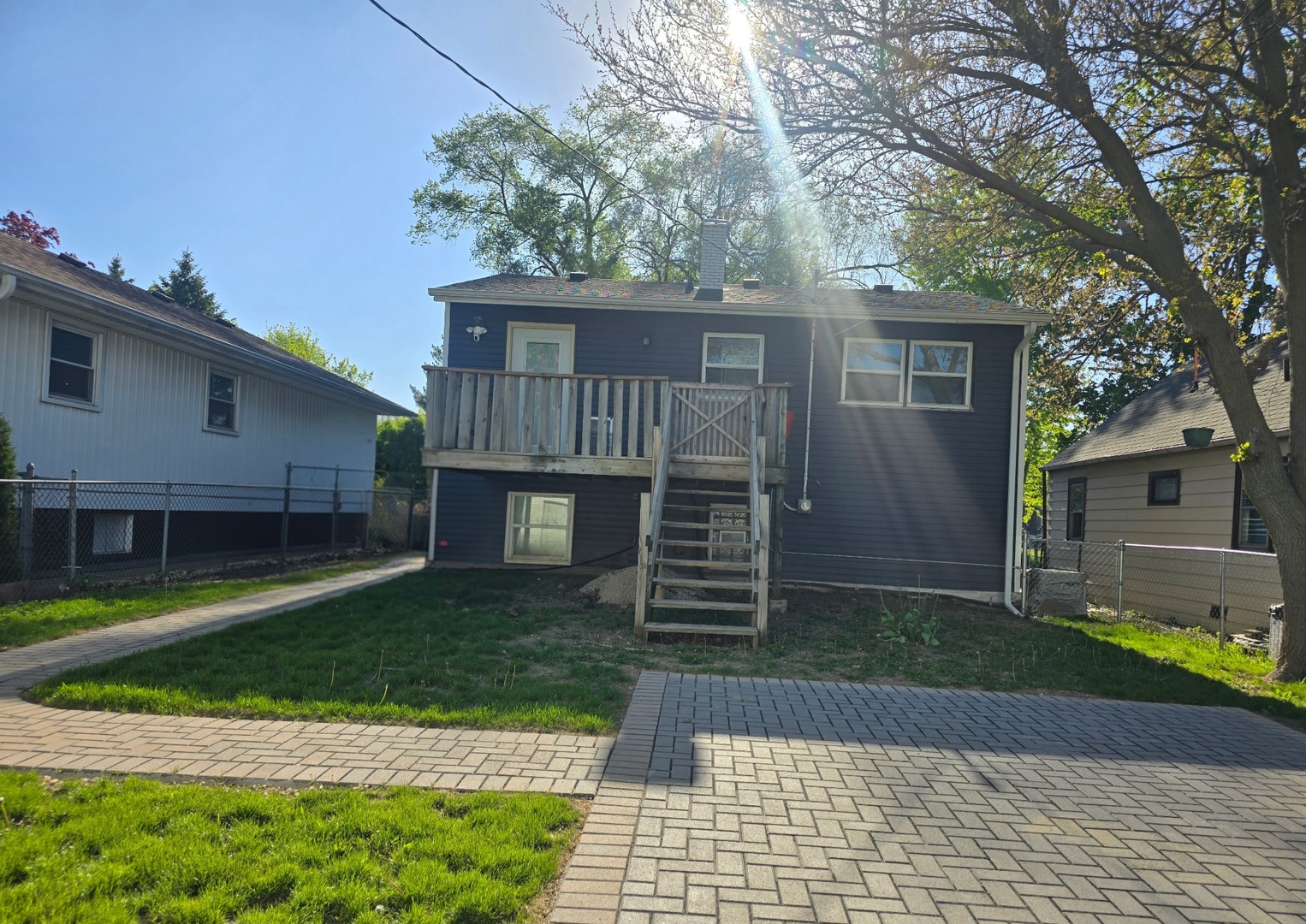 1407 N Oak Avenue, Round Lake Beach, IL 60073