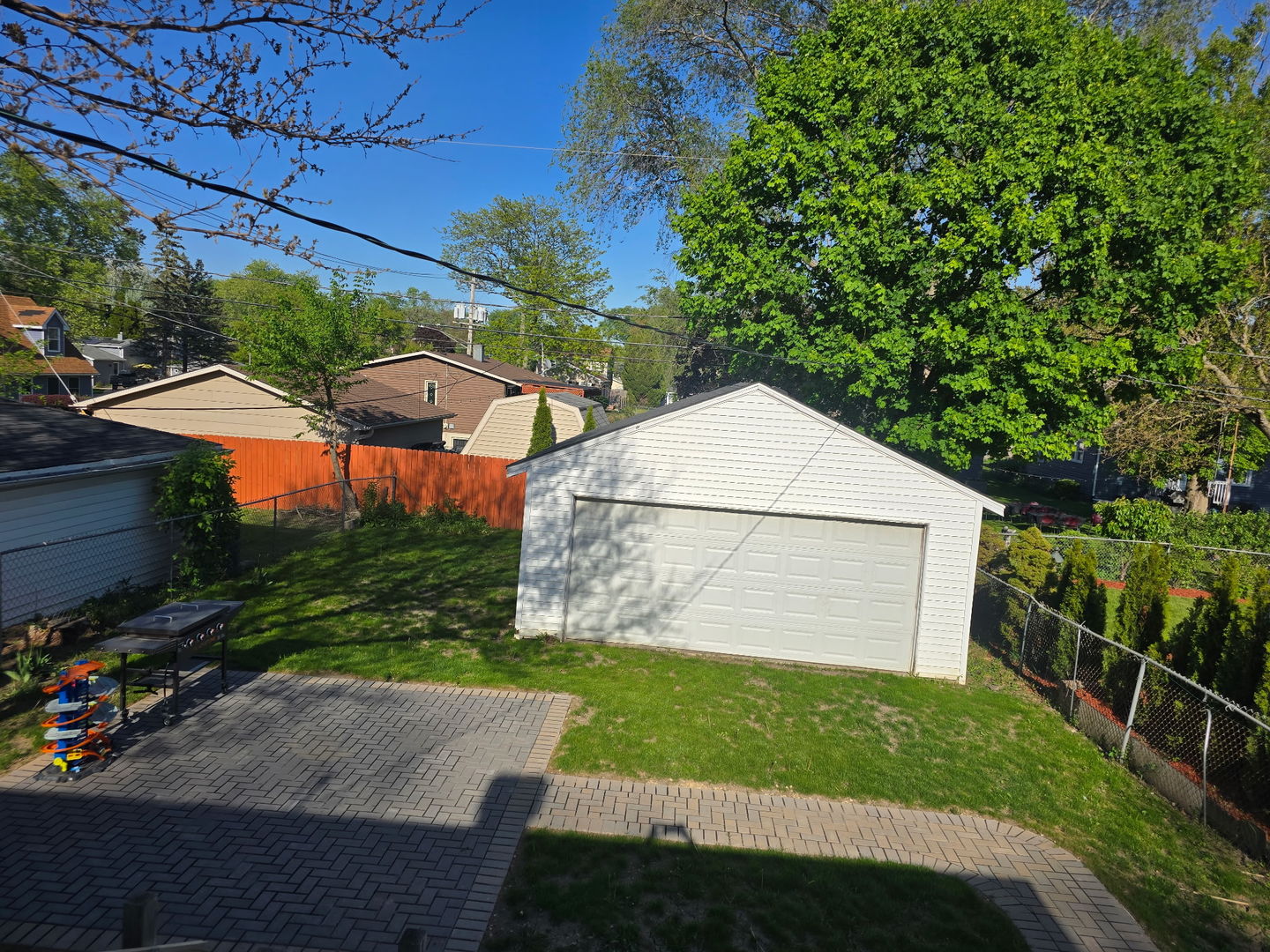 1407 N Oak Avenue, Round Lake Beach, IL 60073