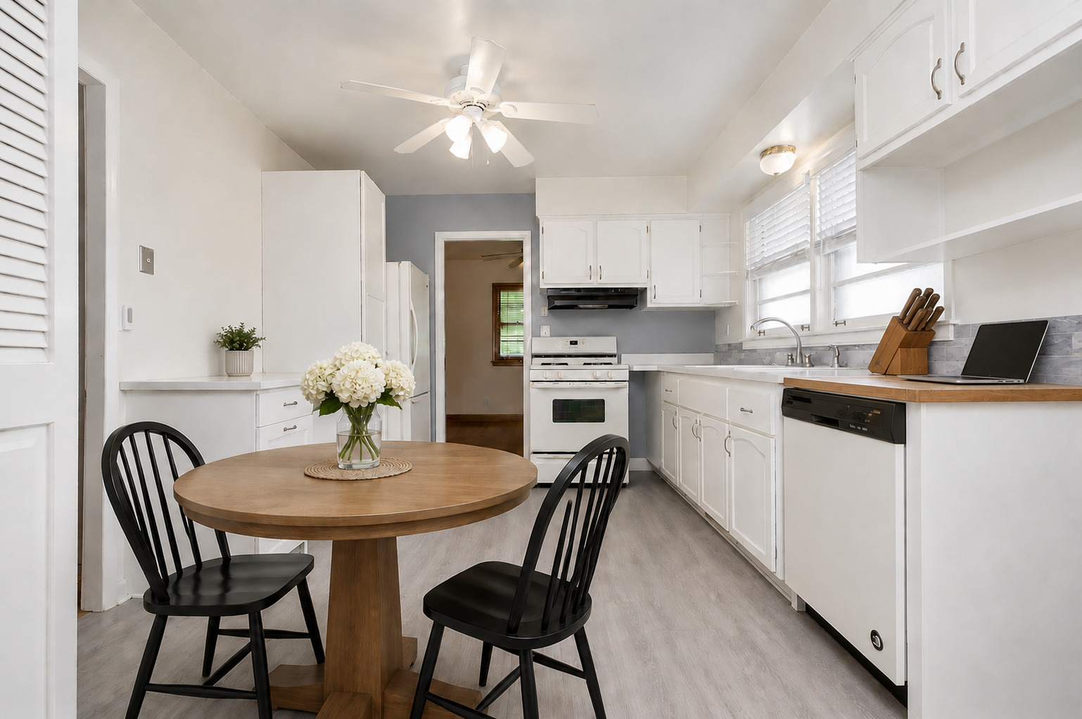 4253 Prescott Avenue, Lyons, IL 60534
