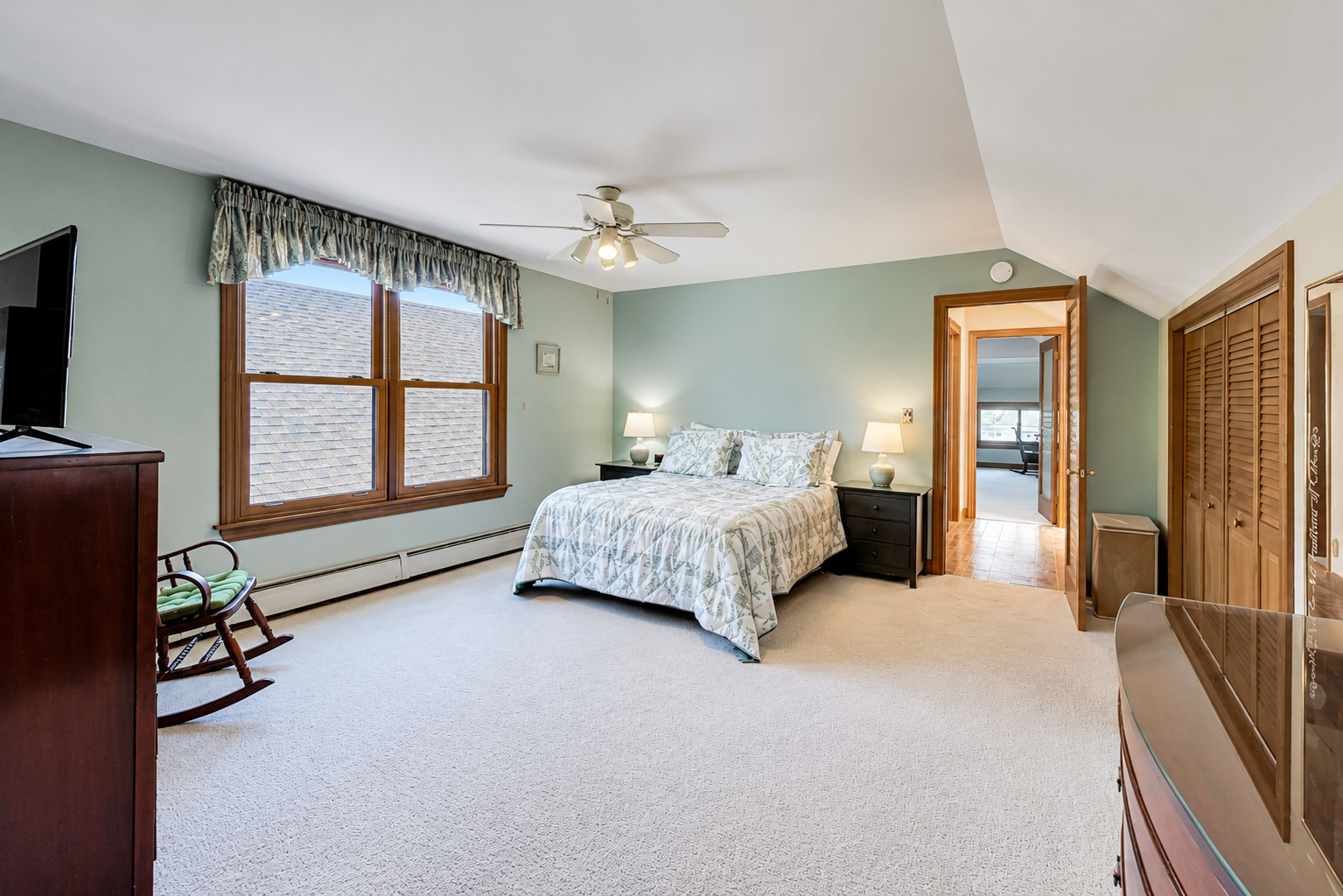 4329 N Mason Avenue, Chicago, IL 60634
