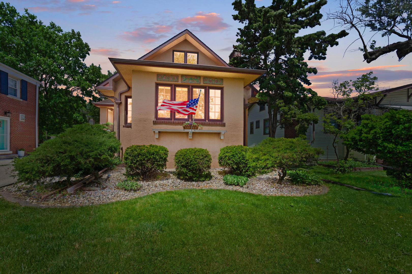342 Lawton Road, Riverside, IL 60546