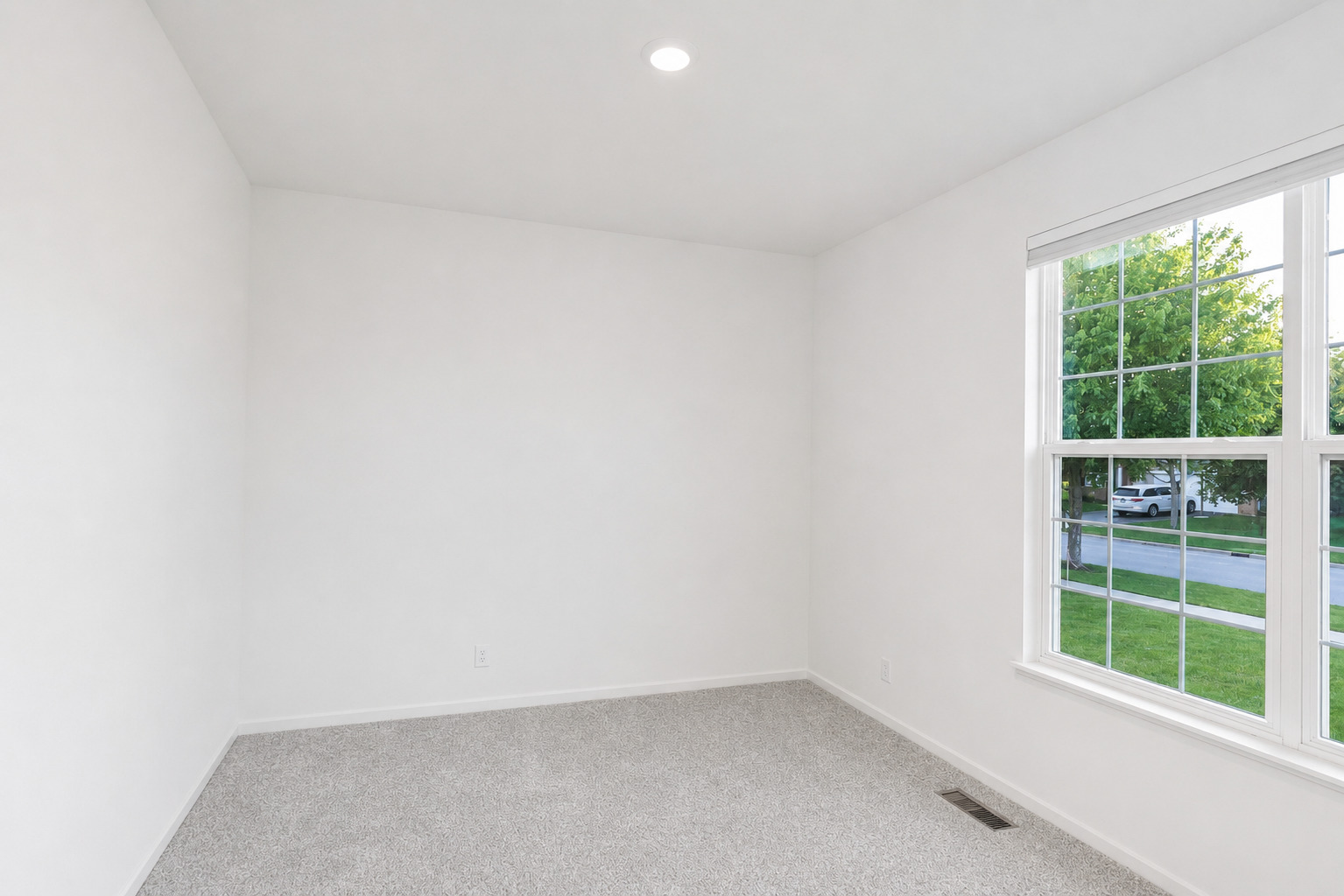 2077 Hearthstone Avenue, Yorkville, IL 60560