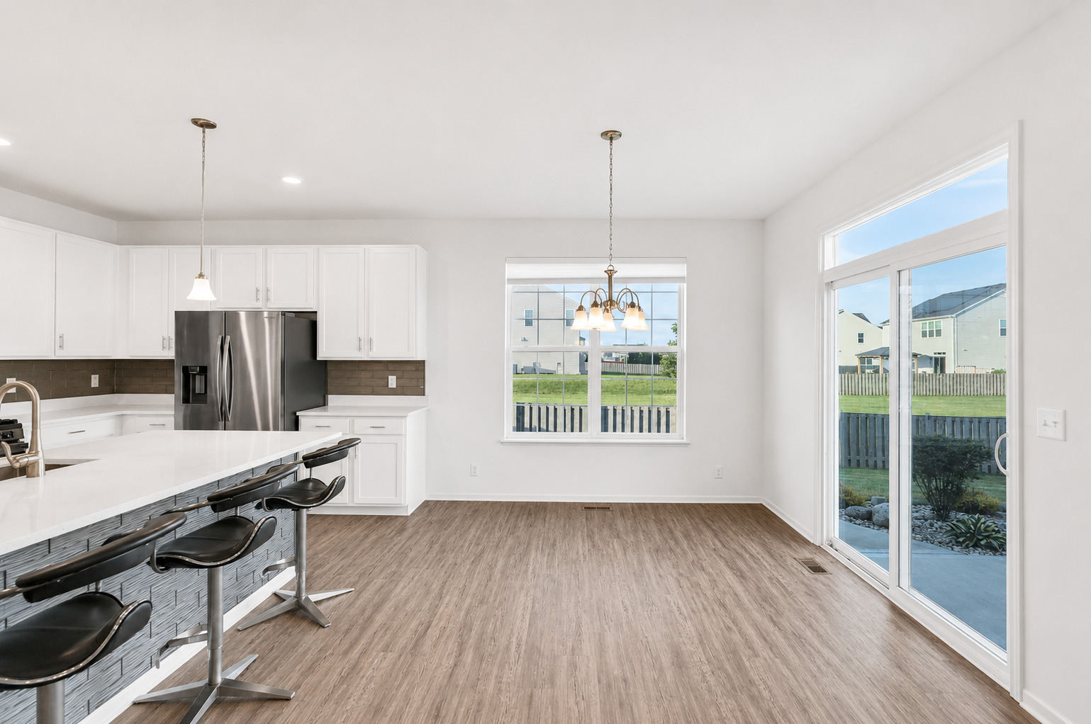 2077 Hearthstone Avenue, Yorkville, IL 60560